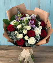 Букет цветов из:  Розы и Альстромерии в Александров Гае