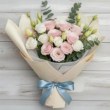 Букет цветов из:  Лизиантусы в Александров Гае