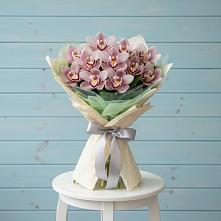 Букет цветов из:  Орхидеи и Розы #REPLACE_PRED# Александров Гае