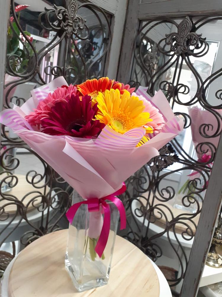 Букет цветов из: Герберы в Александров Гае