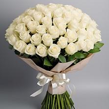 Букет 101 беля роза Белоснежка в Александров Гае