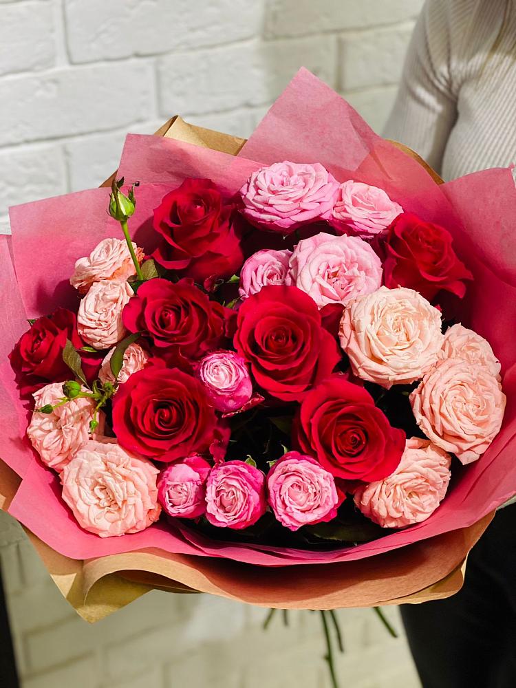 Букет цветов из: Розы в Александров Гае