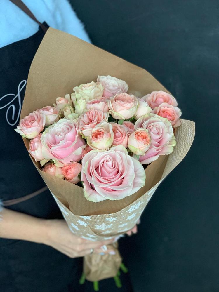 Букет цветов из: Хризантемы и Розы в Александров Гае