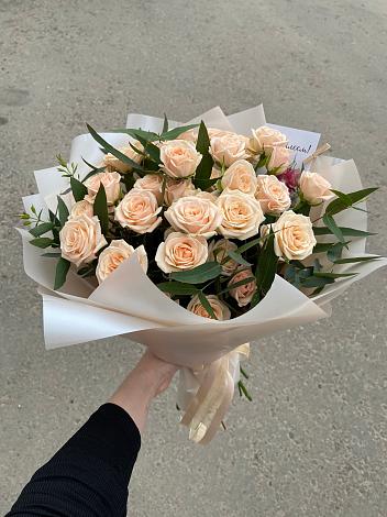 Букет Кремовые розы Латте в Александров Гае