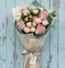 Букет цветов из:  Розы в Александров Гае