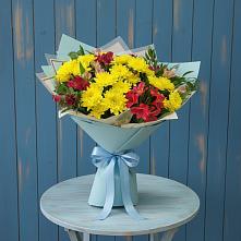 Букет цветов из:  Альстромерии и Хризантемы в Александров Гае