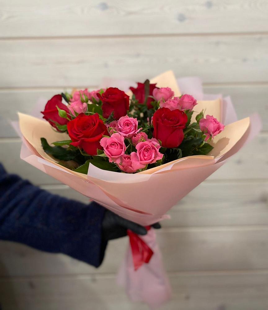 Букет цветов из: Розы в Александров Гае