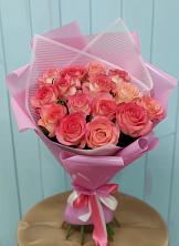 Букет 15 Розовых роз Равель в Александров Гае
