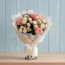 Букет цветов из:  Розы в Александров Гае