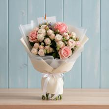 Букет цветов из:  Розы в Александров Гае